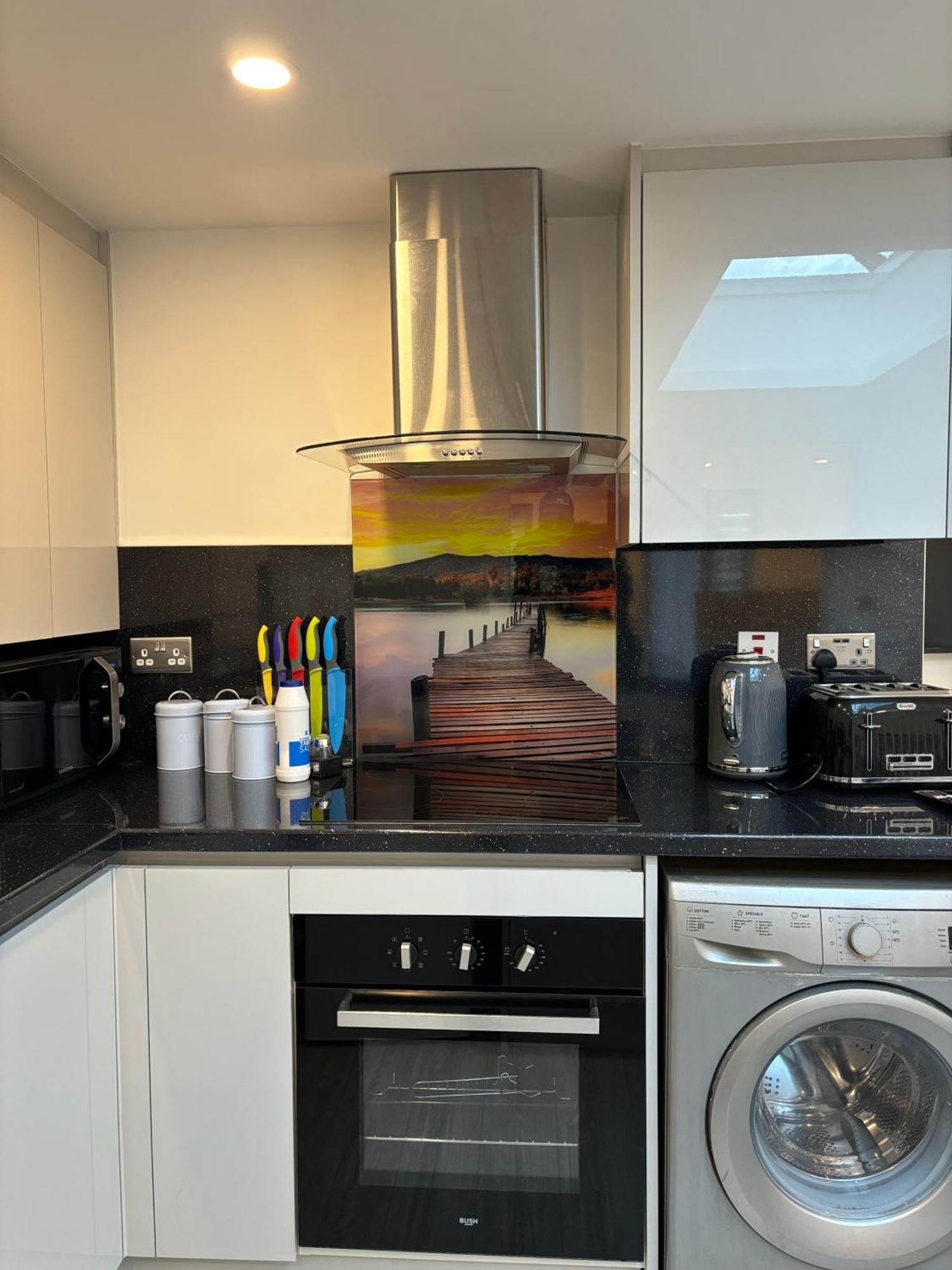 Newly Build 2Br Property With Free Parking High Wycombe Ngoại thất bức ảnh